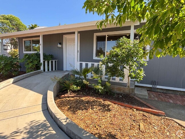 Building Photo - Completely Renovated Concord Retreat: Cozy... Rental