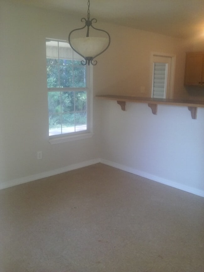 Photo - 1221 Oak St