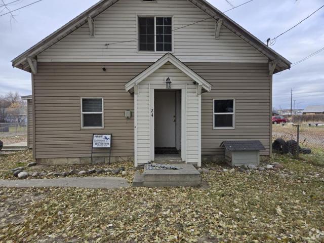 Building Photo - 2 bedroom in Billings MT 59101 Rental