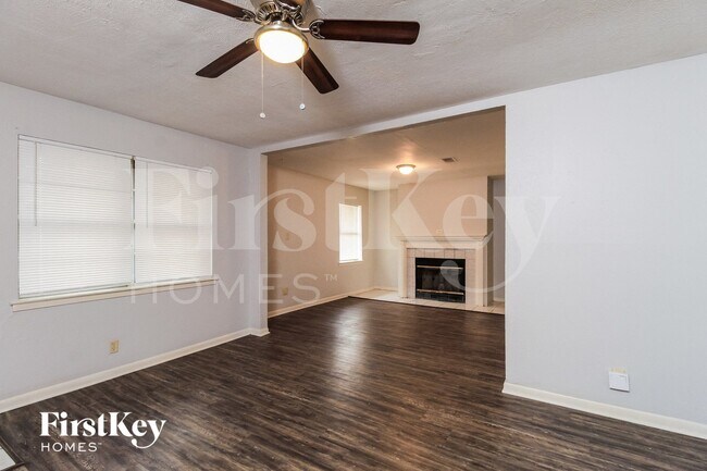 Photo - 3316 Sunnydale Ln