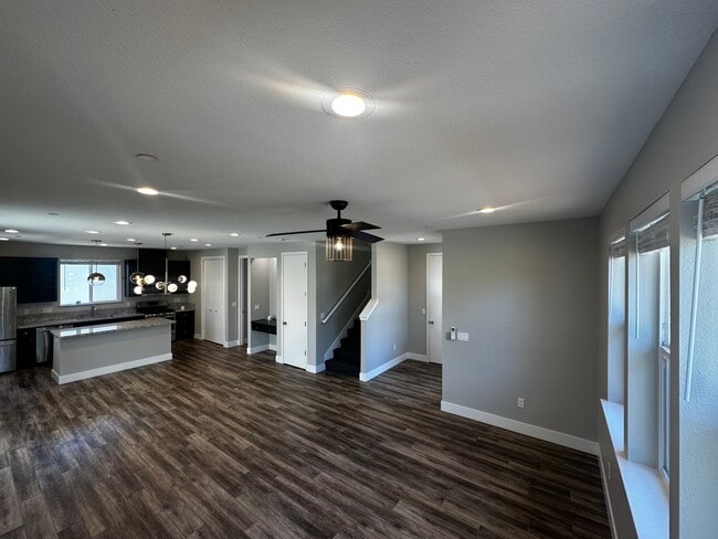 Open floor plan - 1835 Bedford Dr
