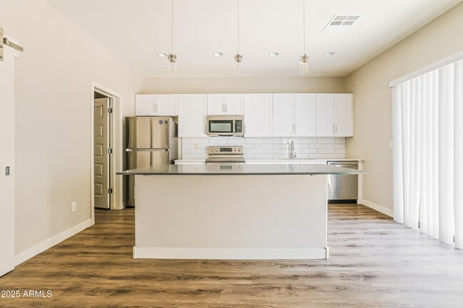 Photo - 1119 S Stapley Dr