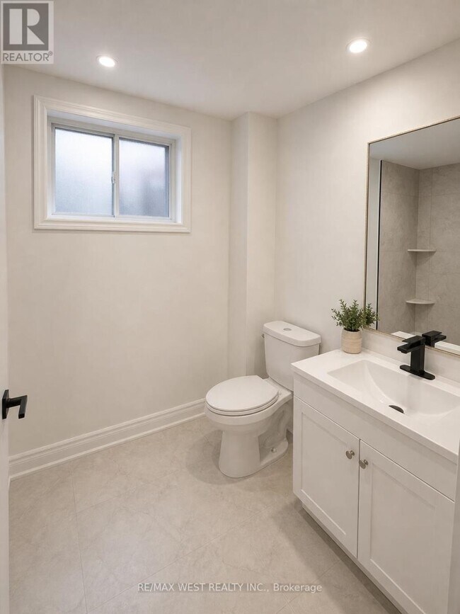 Photo - 15 Hamlyn Crescent