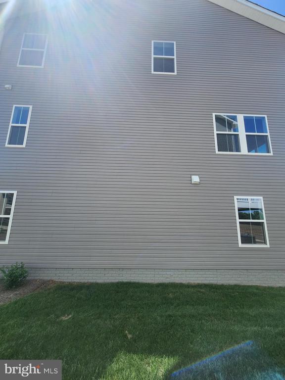 Photo - 129 Swan Fld Ave