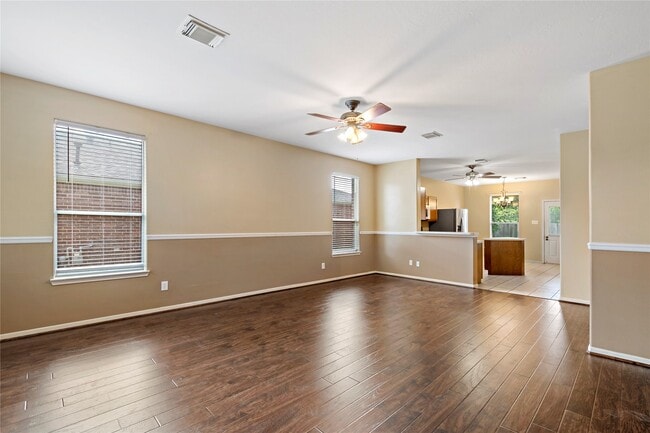 Photo - 5425 Jefferson St