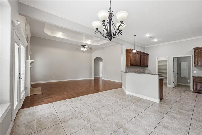 Photo - 102 Remington Cir