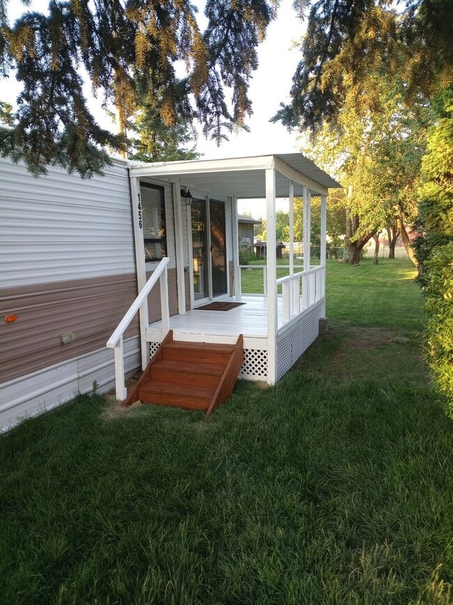 Private Manufactured Home! - Private Manufactured Home!