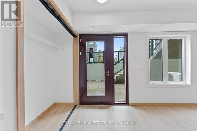 Photo - 3427 Sheppard Ave E Unité C2 - 107