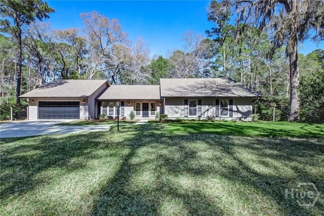 Building Photo - 18 Deer Run Rental