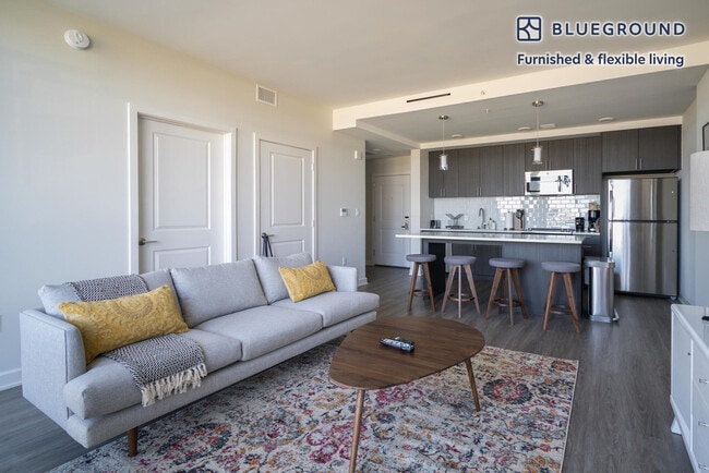 Photo - 7480 Birdwood Ave Unidad FL4-ID772