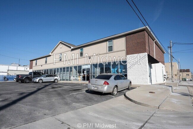 Photo - 1702 W Michigan St Unit 10
