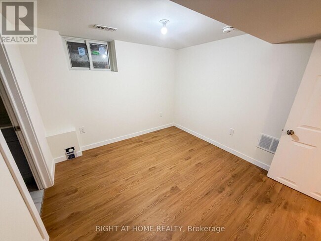 Photo - 300 S Kingsway Unit Basement