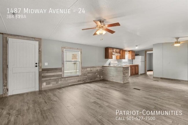 1487 Midway Ave