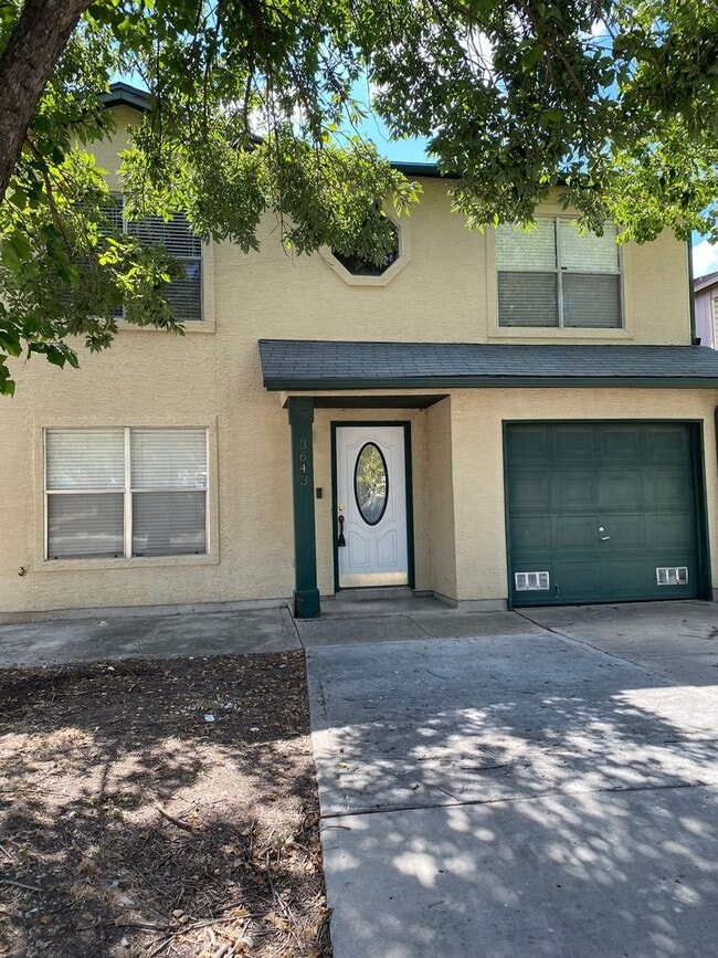 Building Photo - 3 bed 2 bath home in Candlewood Park