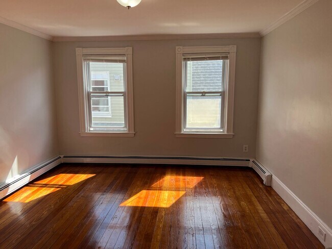 Photo - 102 Bristol Rd