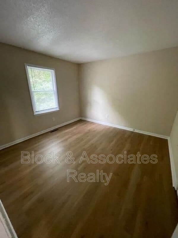 Photo - 904 Glenwood Rd
