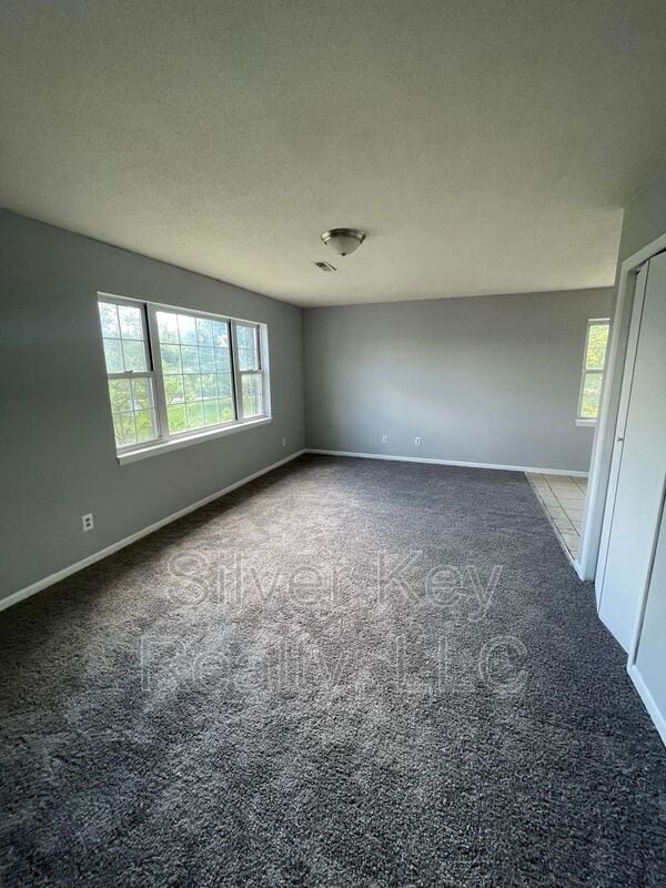 Photo - 202 S Hill St Unidad A