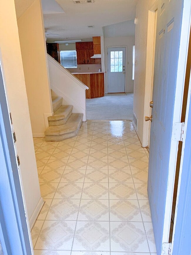 Photo - 1312 Opal Rd Unidad A