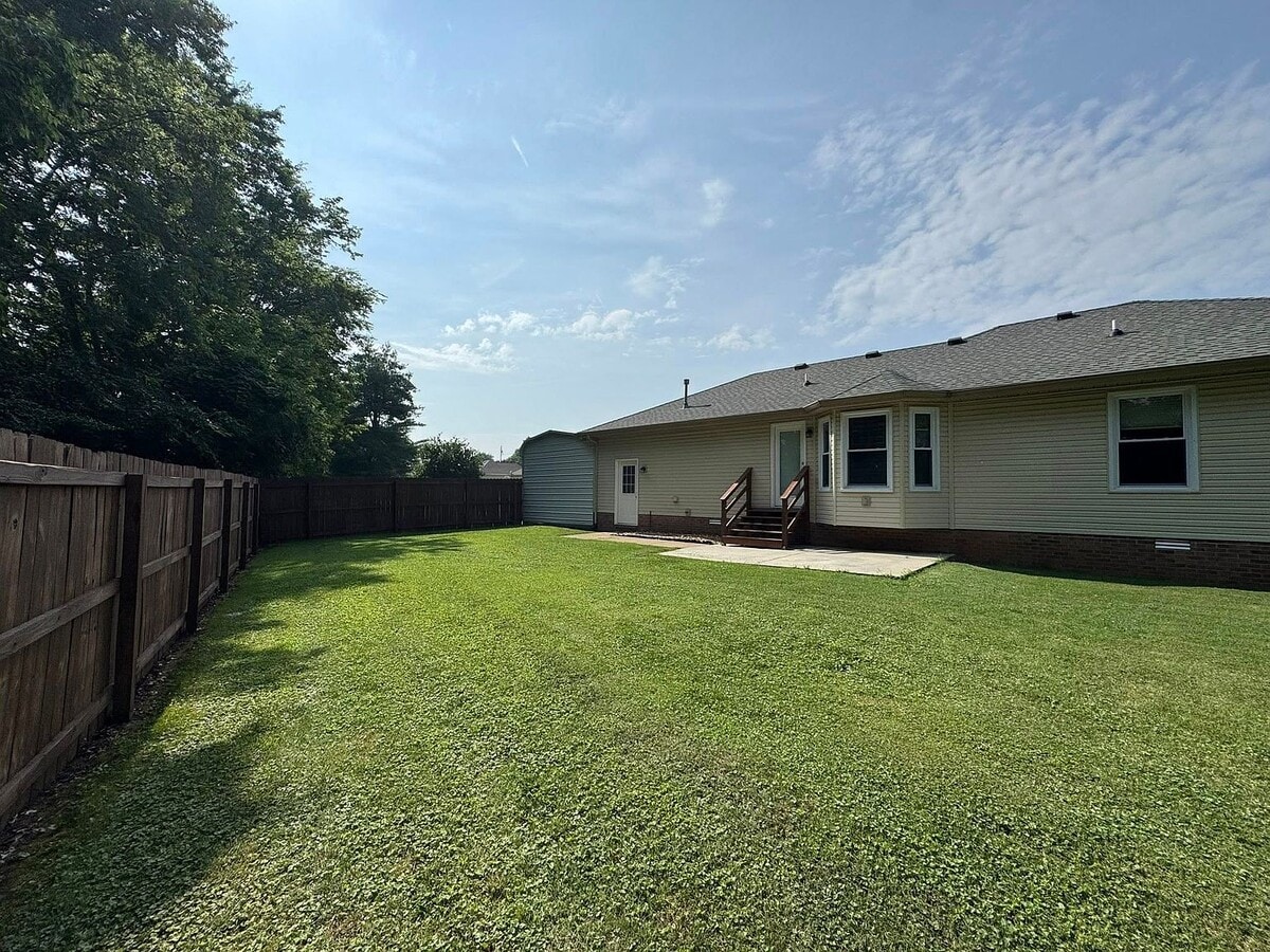 Photo - 110 Dove Ct