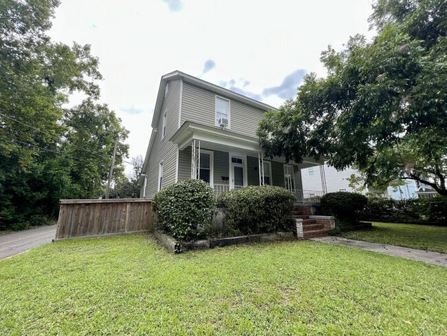 Photo - 500 Georgia St