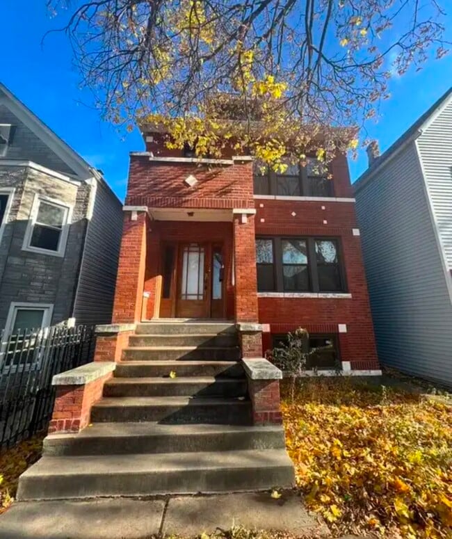 Building Photo - 4511 S Washtenaw Ave