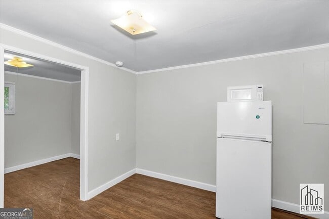 Photo - 1926 Howard Ave