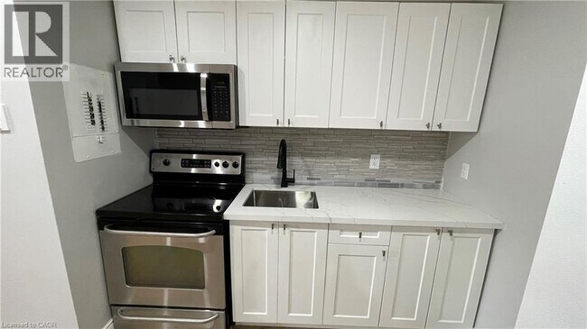 Photo - 69 E Main St Unit 203