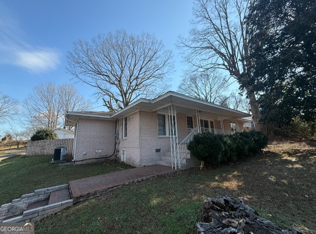 Photo - 10416 Lavonia Rd