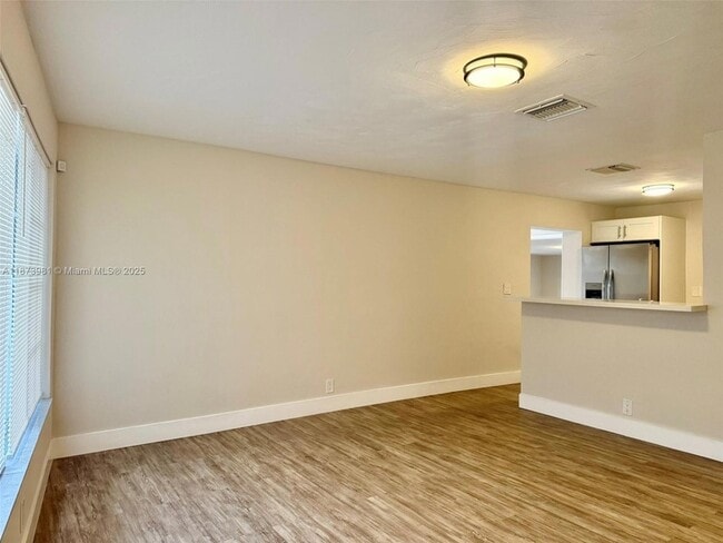 Photo - 2730 NE 9th Terrace