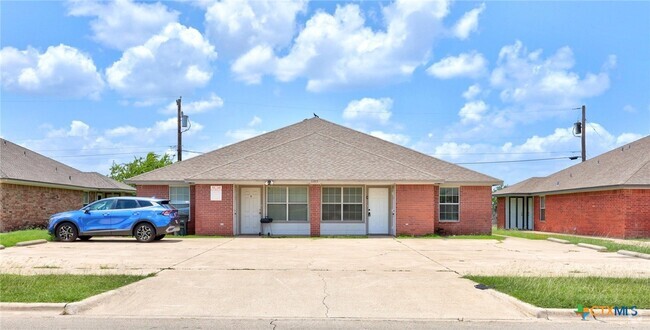 Building Photo - 3705 Littleleaf Dr Rental