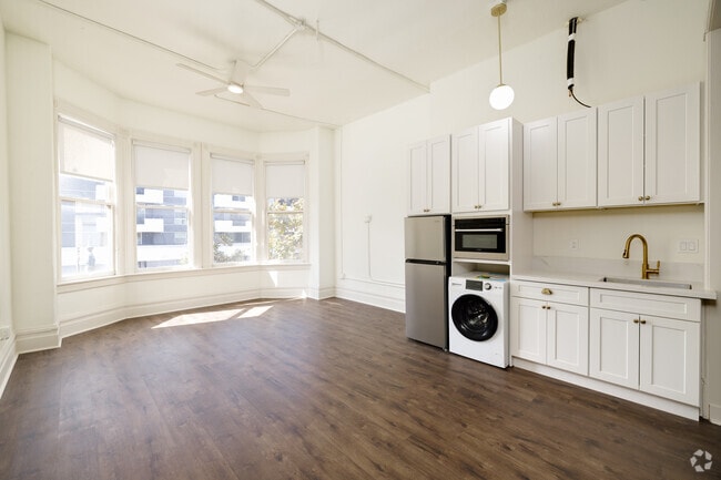 Building Photo - WLA 509 Park Rental