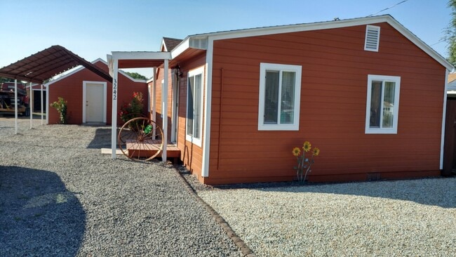 Photo - No Pets please! Cute and cozy home with a ...