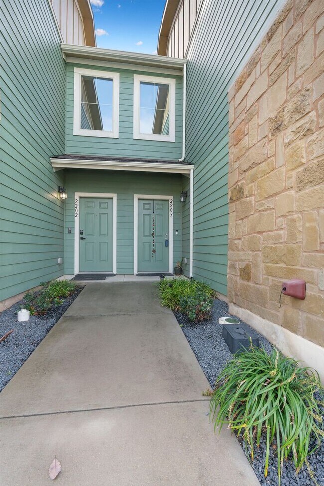 Photo - South Austin Condo for Rent