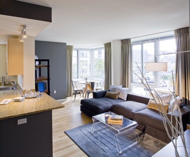 Living Room - Avalon White Plains