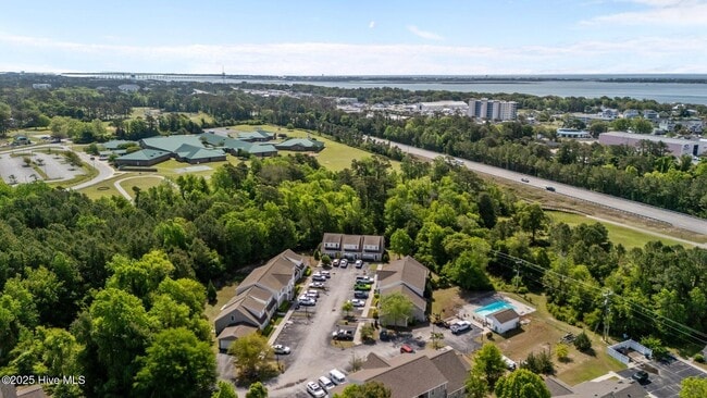 Building Photo - 4513 Country Club Rd