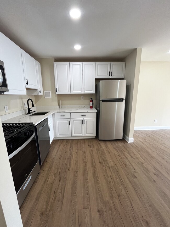 Photo - 1920 Naylor Rd SE Condo Unit 106