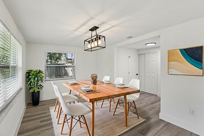 Photo - 4946 Avery Rd