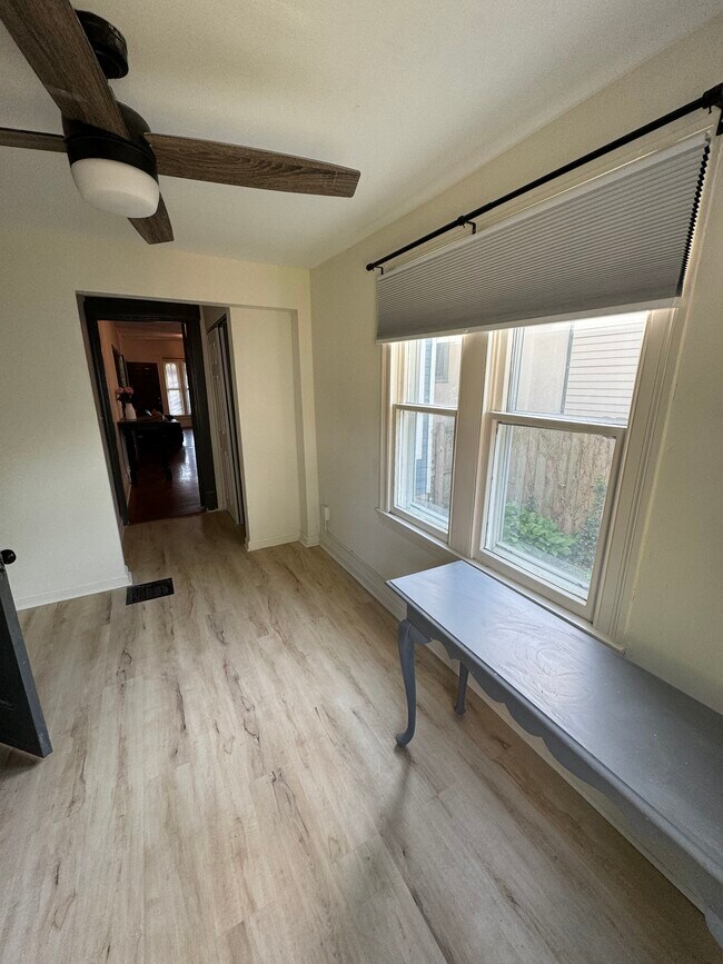 Photo - 1118 Hilliard Ave Unit Apt. #1