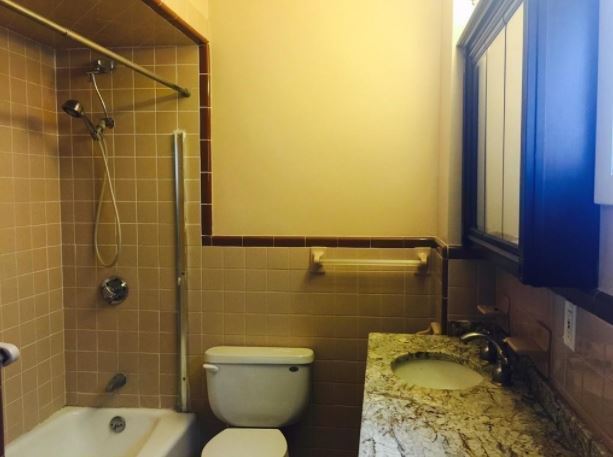 162 Walnut St Unit 1