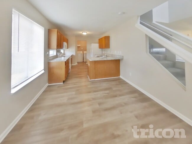 Photo - 604 Mountain Pine Dr