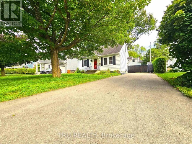 Photo - 28 Arundel Ave