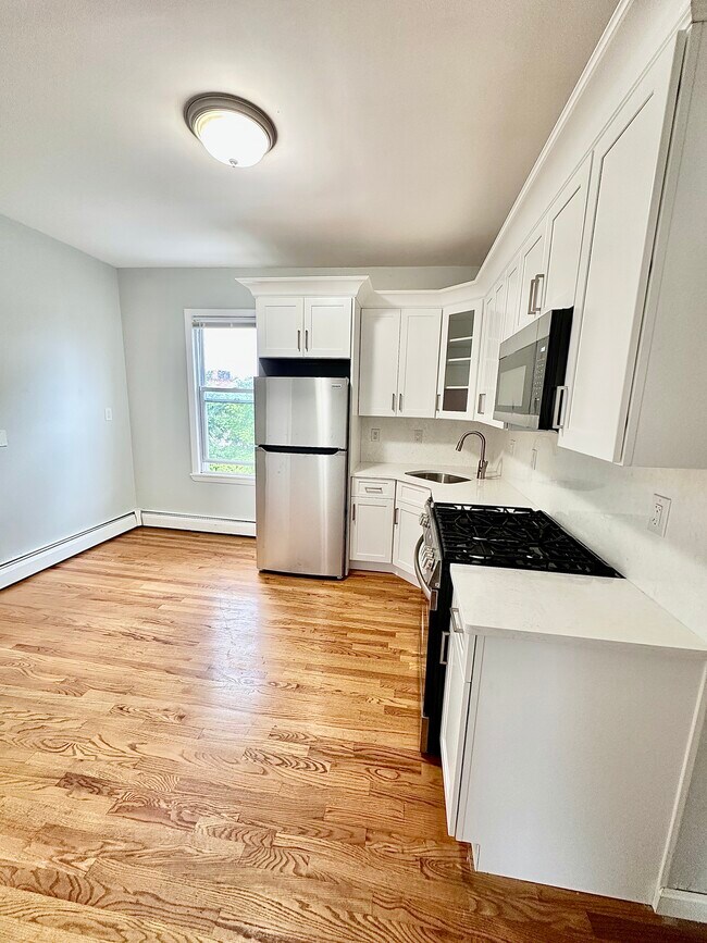 Photo - 5 Buckley Ave Unit #3