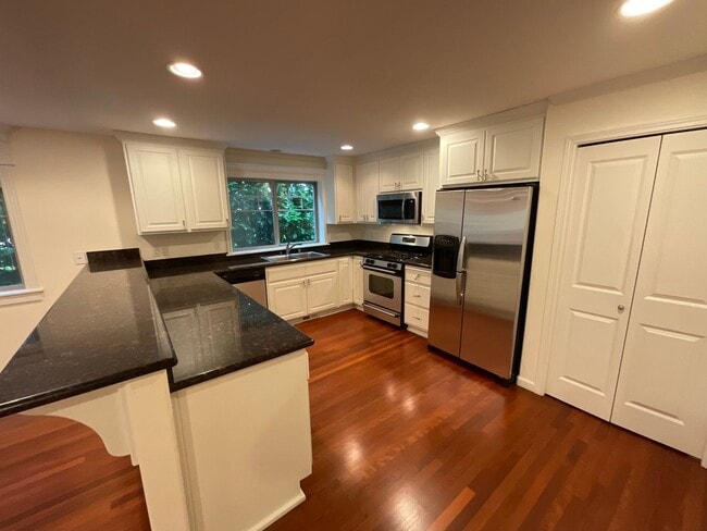 Photo - 2110 Warren Ave N