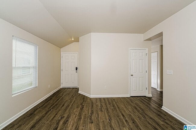 Photo - 148 Jonathan Dr