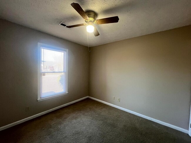 Photo - 2857 Chillingworth Dr
