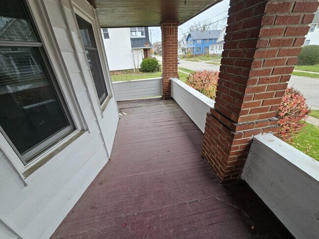 Photo - 15906 Corsica Ave