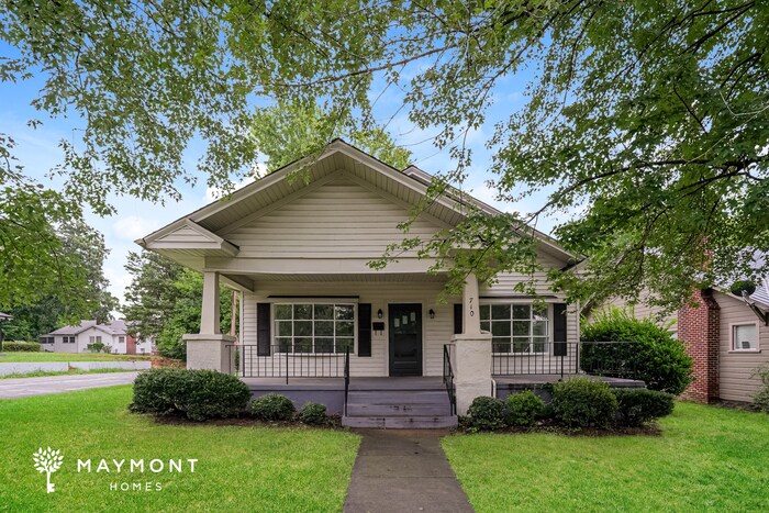 Photo - 710 Carr St House
