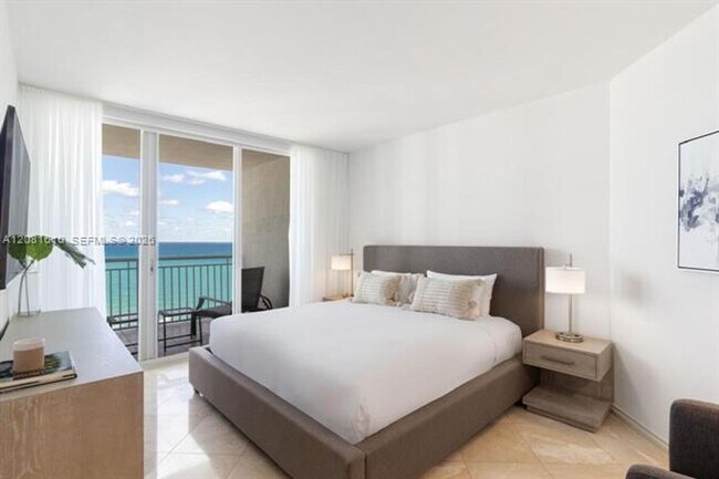 Photo - 17375 Collins Ave