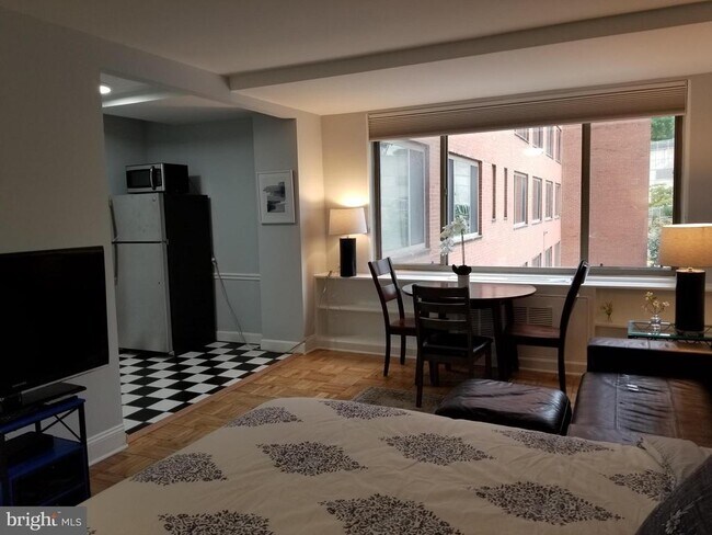 Photo - 1121 Arlington Blvd Unidad 224