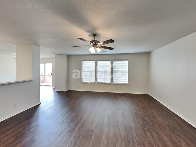 Photo - 3305 Mayfair Dr